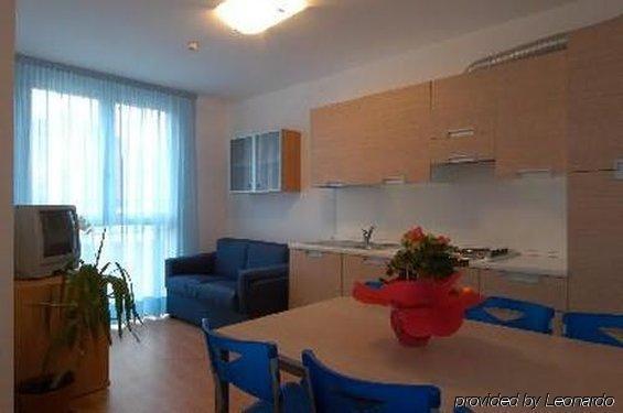 Aparthotel Esperya Lignano Sabbiadoro Eksteriør bilde